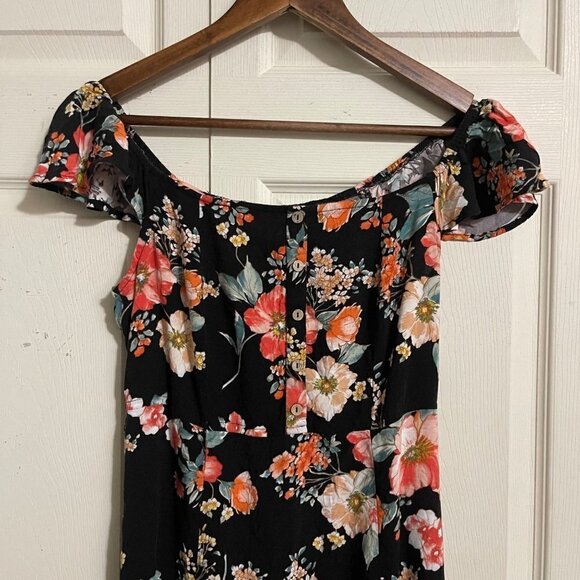 Band Of Gypsies Womens Black Floral Off Shoulder Button Slit Maxi Dress Medium - Picture 3 of 7